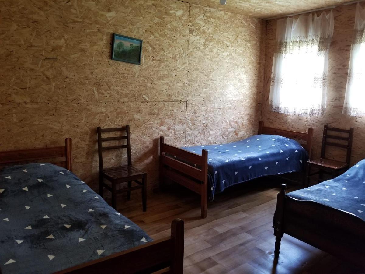 Makratela Hotel Akhmeta Eksteriør billede