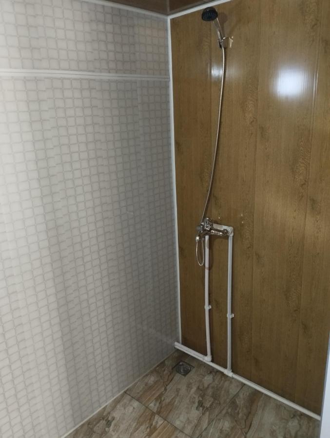 Makratela Hotel Akhmeta Eksteriør billede